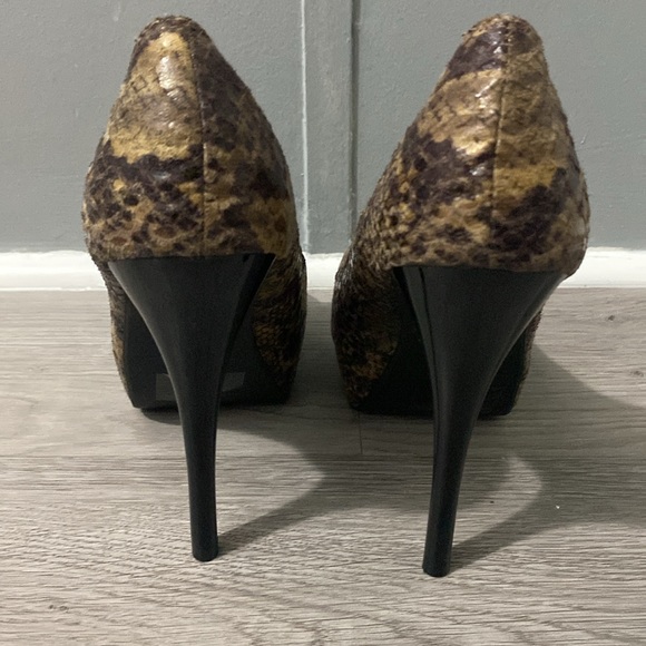 Heart in D Brown Snakeskin Peep-Toe Heels - Picture 3 of 4